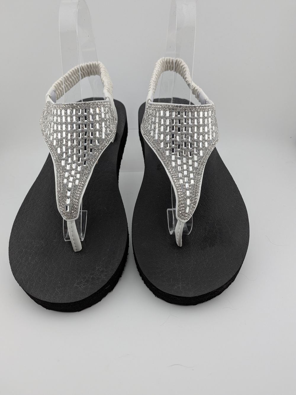 Skechers White Sandal With Silver Rhinestone Embellishments